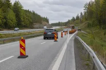 Redaktionell illustration till Körfält avstängt på E20 vid Nygård