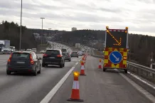 Redaktionell illustration till Lotsning på E18 mot Stockholm