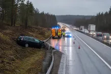 Redaktionell illustration till Singelolycka på E4 vid Linghem