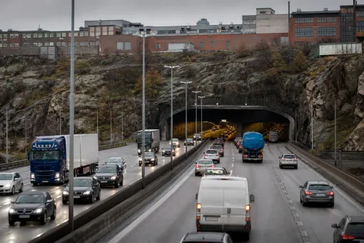 Redaktionell illustration till Tingstadstunneln stängs norrut på E6