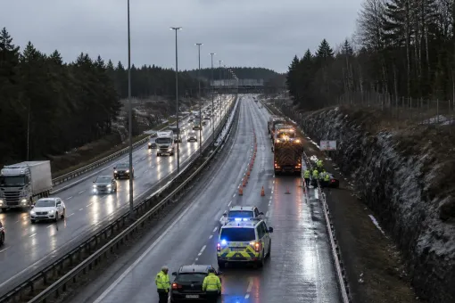 Redaktionell illustration till Trafikavvikelse på E18 mot Norrtälje