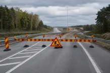 Redaktionell illustration till Väg 25 avstängd vid Dörbylund