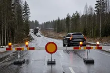 Redaktionell illustration till Väg 55 avstängd mellan Ramstalund och Skärfälten
