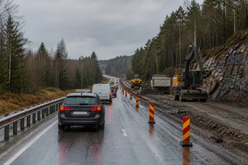 Redaktionell illustration till Vägarbete påverkar väg 27 vid Voxtorp